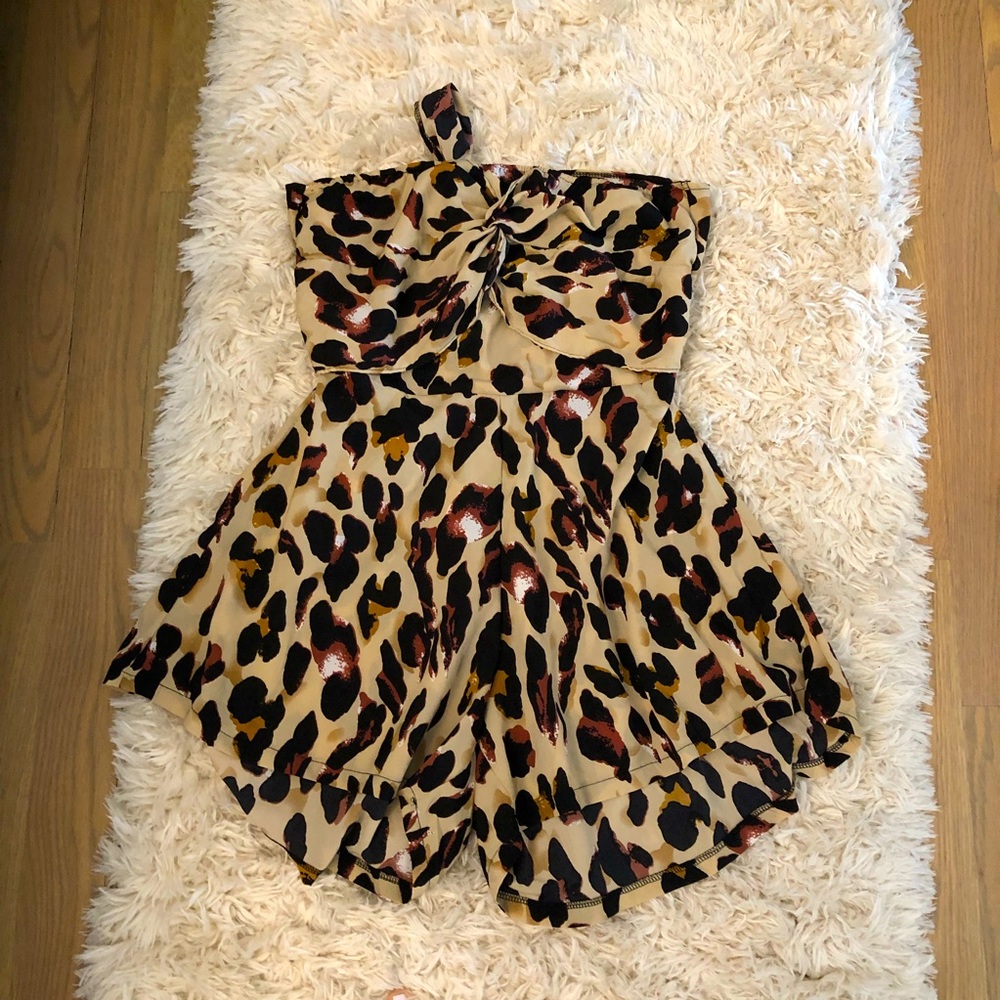 NWOT leopard 🐆 romper